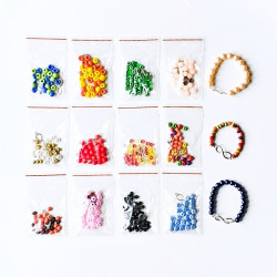 Kreativní sada náramek se symbolem nekonečna - ilustrační foto